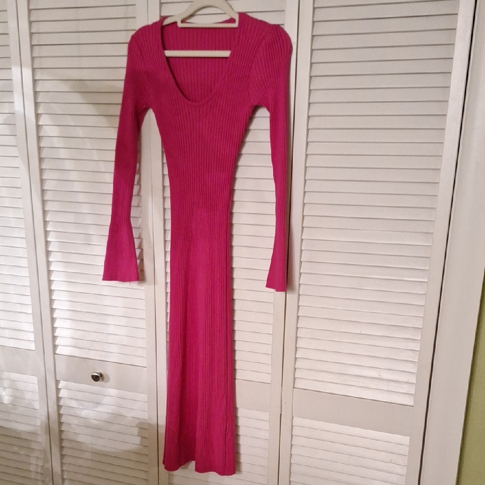 New Elegant Pink Ribbed Knit Dress